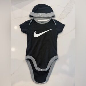 Nike baby boy onesie with hat